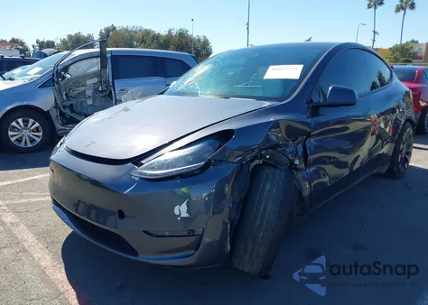 2022 Tesla Model Y Performance Dual Motor All-Wheel Drive from USA, damaged, VIN 7SAYGDEF8NF398556